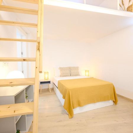 Modern 3 Bedroom, City Center With Patio & High Ceilings By 10Tosea Màlaga Exteriér fotografie